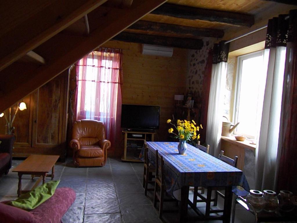 Chambres D'Hote Les Jardins De Prasserat Валлон-Пон-д'Арк Экстерьер фото