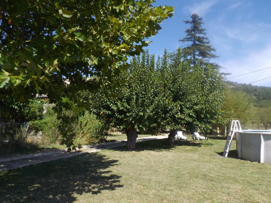Chambres D'Hote Les Jardins De Prasserat Валлон-Пон-д'Арк Экстерьер фото